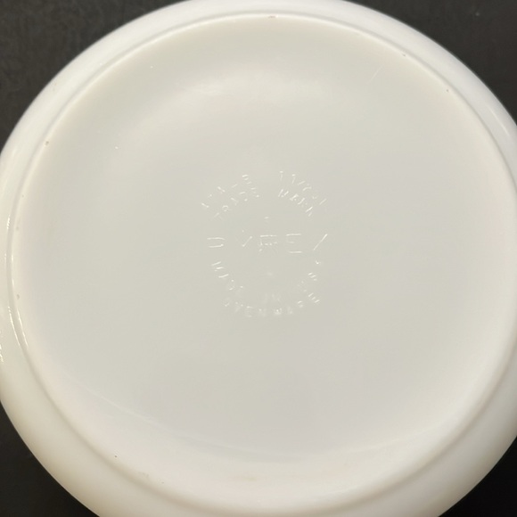 Pyrex Verde Cinderella Bowl, 474B - Picture 7 of 9